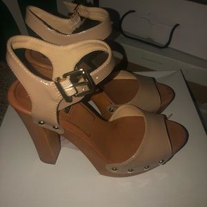 Jessica Simpson Heels
